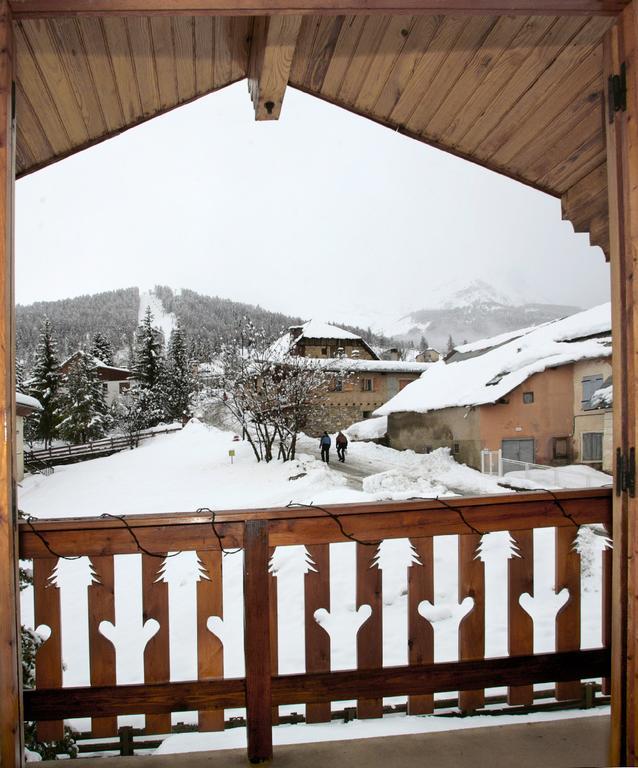 B&B Chalet La Providence Le Sauze Cameră foto