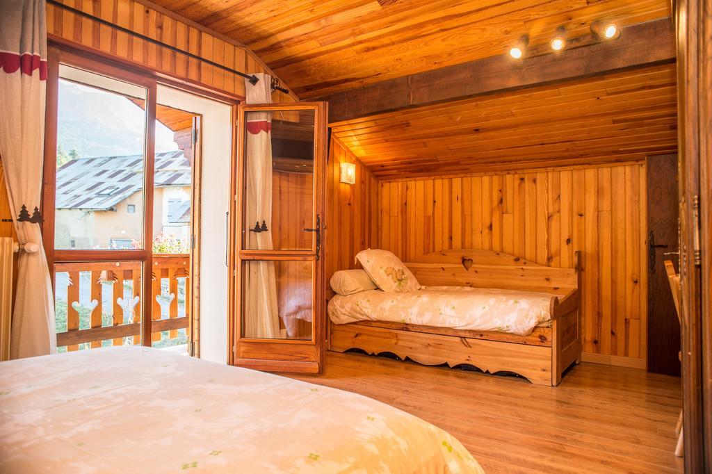 B&B Chalet La Providence Le Sauze Cameră foto